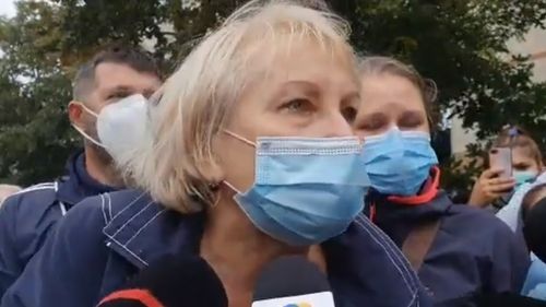 VIDEO Rudele pacienților de la Boli Infecțioase Constanța au ajuns în fața spitalului: ”Au murit arși ca șobolanii după ce că au suferit atât cu boala asta, COVID. De ce să moară arși, într-o moarte așa urâtă? De ce e atâta incompetență?”
