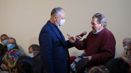 De ce crede Dodon că nu a fost votat de diaspora: Poate pentru faptul că în martie – aprilie la intrarea în țară i-am obligat să achite polița de asigurare