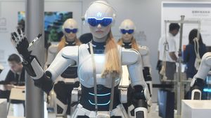 Într-o companie experimentală, angajații au fost înlocuiți cu agenți AI în roluri precum analist financiar și inginer software. A urmat un haos total / Cercetători: Performanța unor modele precum Claude 3.5 sau Gemini 2.0, „ridicol de haotică”
