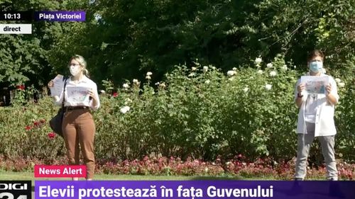 Protest al elevilor în fața Guvernului: copiii cer descentralizarea deciziei de redeschidere a școlilor și ca autoritățile să prezinte un plan concret privind anul școlar 2020-2021