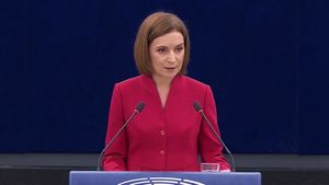 VIDEO Maia Sandu în plenul Parlamentului European: Rusia și-a dezlănțuit întregul arsenal hibrid împotriva noastră. Câmpul de luptă sunt alegerile / Moldova poate fi terenul de testare, dar ținta este Europa
