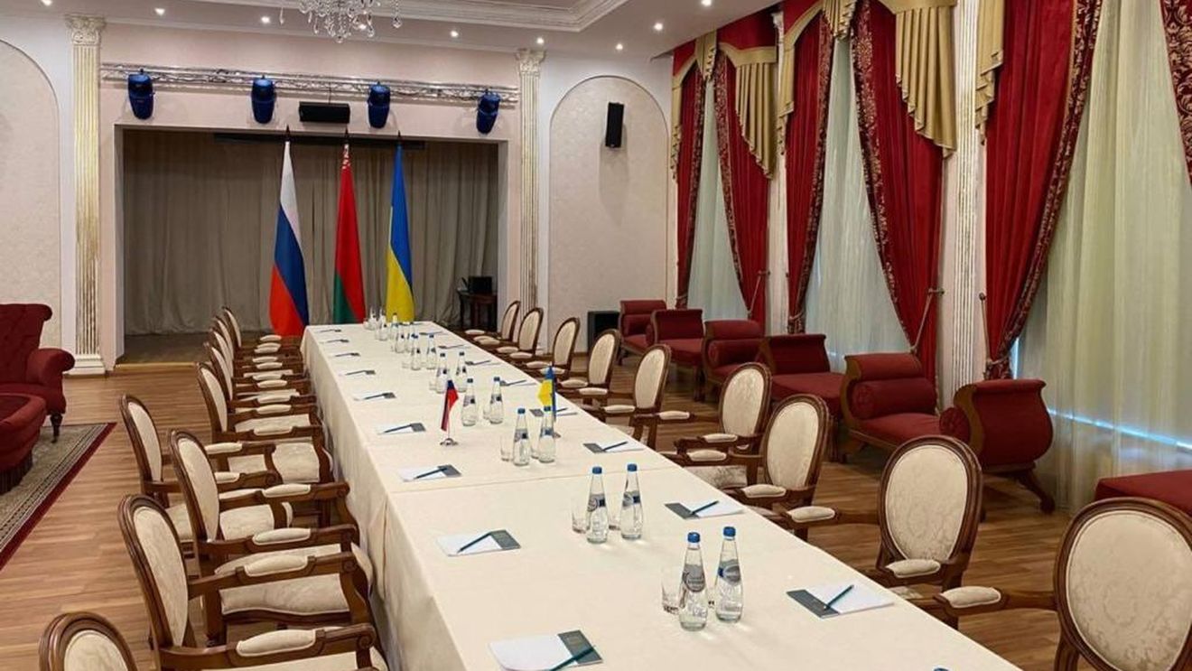 Zelenski spune că negocierile de pace cu Rusia sunt foarte dificile: "Sunt foarte dificile, uneori scandaloase, însă avansăm pas cu pas"