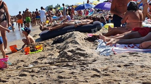 Director general al Protecției Consumatorilor, la sfârșit de sezon pe Litoral: Aceleaşi servicii care lasă de dorit, costuri nejustificate, personal nepregătit, extenuat şi irascibil, dughenizare, mormane de gunoi/ Amenzi de peste 2,9 milioane de lei