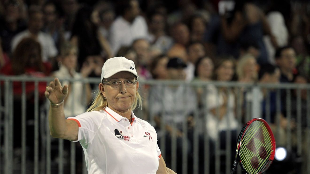 Martina Navratilova a fost diagnosticată cu cancer la gât şi la sân