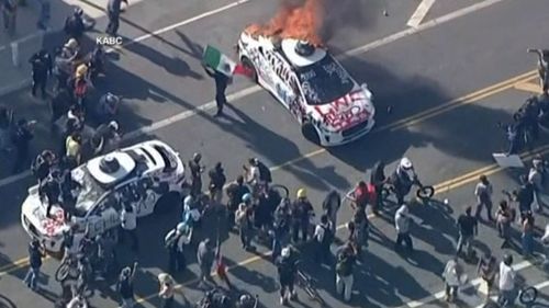 Donald Trump, către șeful poliției din LA: Aduceți trupele, chiar acum! Situația arată foarte rău! Arestați oamenii cu măști! / Los Angeles este un „oraș sanctuar” care protejează imigranții. Ce înseamnă asta, de fapt?