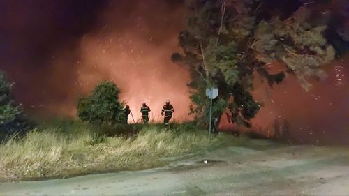 VIDEO Pompierii români, în prima misiune de stingere a incendiilor din Franța