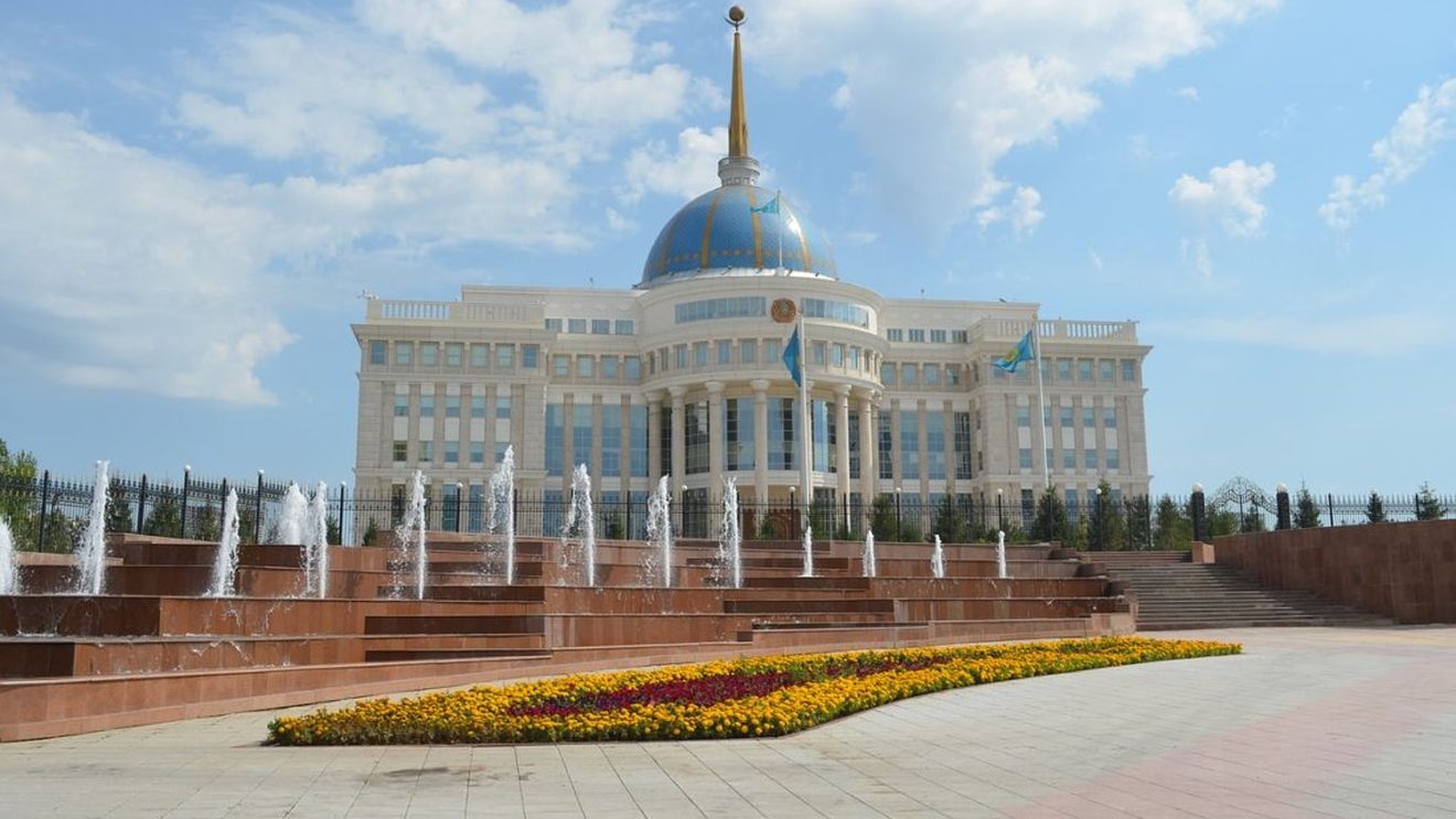 Un aspirant la preşedinţia Kazahstanului a fost eliminat din cursă după ce a picat testul lingvistic: ”A comis greşeli grave, în total 19: greşeli de punctuaţie, de stil şi altele''