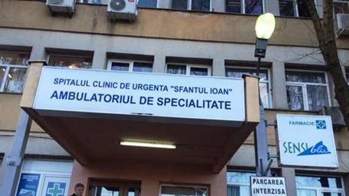 Secţia de Nefrologie a Spitalului "Sfântul Ioan" din București închisă, după ce o pacientă a fost depistată cu noul coronavirus / 72 de cadre medicale sunt izolate la domiciliu