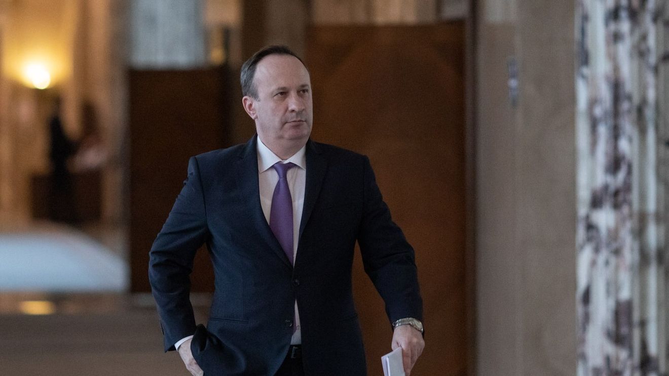 Ministrul Finanţelor, Adrian Câciu, invitat de către USR, pe 8 martie, la „Ora Guvernului” în Senat