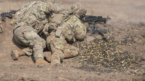 2.000 de posturi de soldați profesioniști, scoase la concurs de Ministerul Apărării