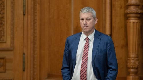 Cătălin Predoiu este așteptat în Parlament, la "Ora Guvernului", pentru a explica cum luptă Ministerul de Interne cu fenomenul drogurilor