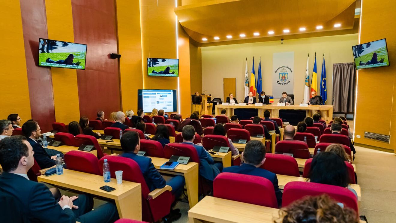 Nicuşor Dan le-a prezentat reprezentanților băncilor și instituțiilor financiare condiţiile de subscriere şi alocare pentru cele 555 de milioane lei din noua emisiune de obligaţiuni municipale ale PMB