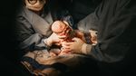 Pacientele vor putea fi însoțite, la cerere, în timpul travaliului și nașterii – inițiativa USR, adoptată de Senat: