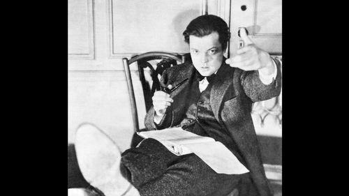 Filmul pierdut al lui Orson Welles: Inteligența artificială va încerca să reconstruiască cele 43 de minute distruse din "Splendoarea Ambersonilor"