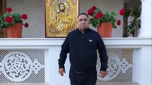 Interlopul Bercea Mondialu, vizat de percheziții DIICOT într-un dosar de cămătarie și șantaj. El a făcut doar doi ani de închisoare după ce fusese condamnat la 13 ani într-un alt dosar de tentativă de omor