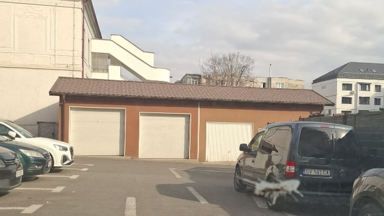EXCLUSIV Primăria Suceava, acuzată că evită să demoleze garajele deținute de arhitectul-șef al orașului și, printr-un interpus, de un influent deputat PNL / Primarul: Nu vom sări pe nimeni