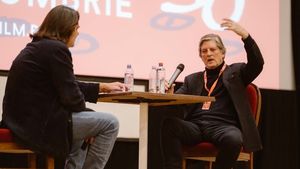 Jurnal de festival. Ziua 4: Totul despre André Singer, vieți reale și identități virtuale (Parteneriat)