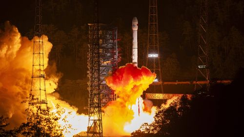 Sonda chineză Tianwen-2 a ajuns la asteroidul Kamo'oalewa, după un miliard de kilometri parcurși / Începe colectarea de date științifice