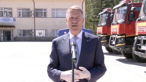 Klaus Iohannis: Alegerile locale în septembrie se pot organiza. Dacă respectăm aceste reguli simple, masca, distanța, putem să mergem să alegem autoritățile locale / Dacă situația se înrăutățește putem să revenim la măsuri mai restrictive