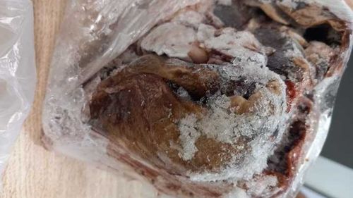 Constanţa: Trei măcelării au fost închise de ANPC / Au fost retrase de la vânzare sute de kilograme de carne și produse procesate din carne