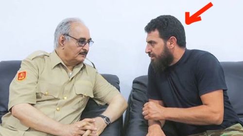 VIDEO Militarul Mahmoud Al-Werfalli a fost împușcat mortal miercuri. Lider al Armatei Naţionale Libiene, Al-Werfalli avea două mandate de arestare emise de Curtea Penală Internațională