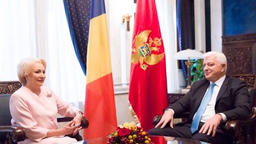 VIDEO Gafă impardonabilă făcută de Viorica Dăncilă: A confundat capitala Muntenegrului, Podgorica, unde se afla în vizită, cu Pristina, capitala Kosovo