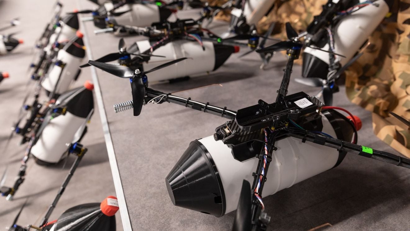 Rusia are un mare avantaj în domeniul unui tip de dronă care nu poate fi bruiată: Ucraina se străduiește să recupereze decalajul / Aceste UAV-uri au contribuit la „retragerea dureroasă” a ucrainenilor din Kursk