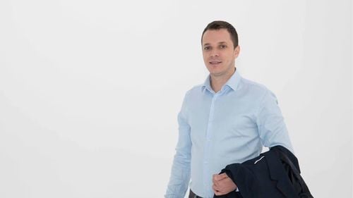 Senatorul PSD Claudiu Daniel Catană: Țara noastră trebuie să rămână pe Calea Europeană – un drum al democrației, al libertății, al dezvoltării / Locul nostru este în Europa, lângă Europa, alături de NATO