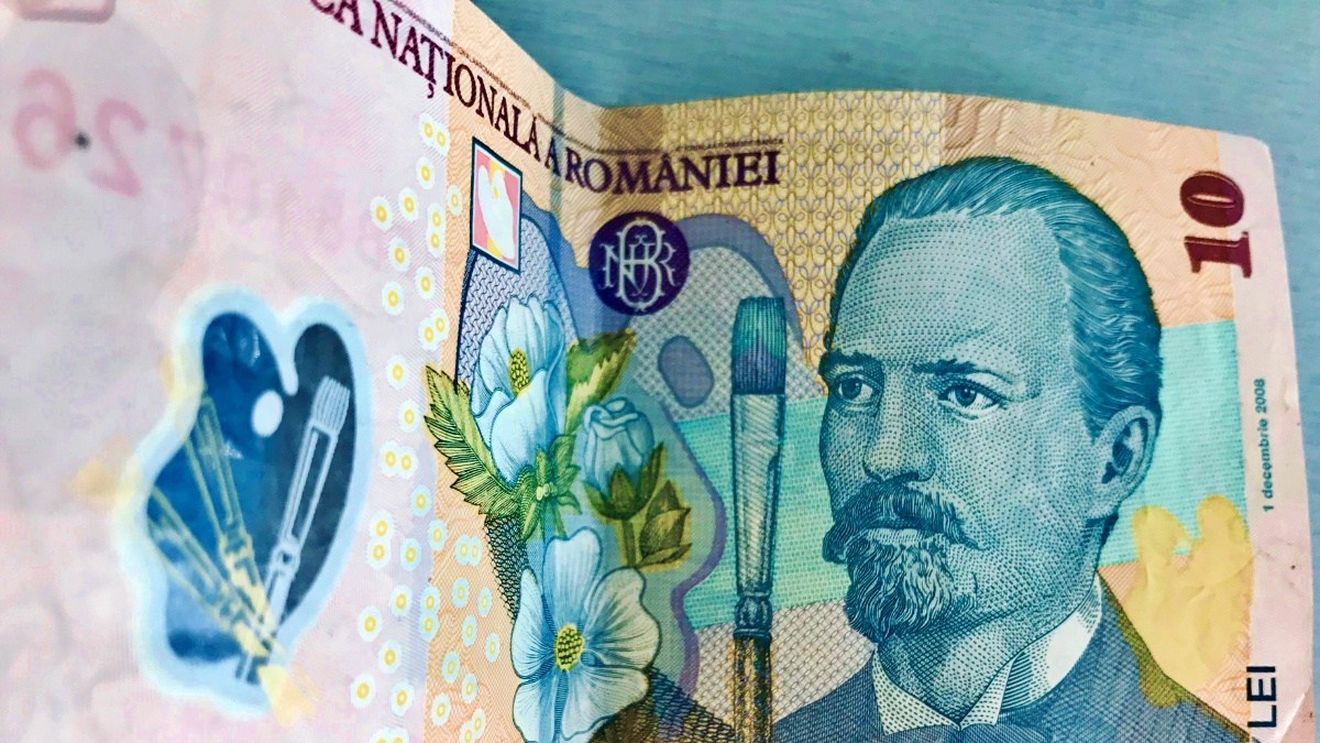 PSD anunță că guvernul va plăti elevii cu 10 lei pentru fiecare zi în care nu au absențe. Măsura apare drept "prioritară" din semestrul II
