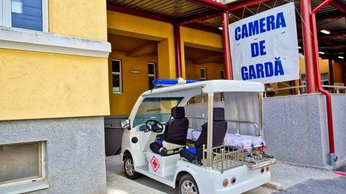 Cum arată o zi la camera de gardă de la Institutul „Matei Balş" / Medicul Adrian Marinescu: E un flux mult mai mare, avem aproximativ 250 de pacienți cu infecții SARS-COV-2, destul de mulți cu formă critică și care au nevoie de terapie intensivă