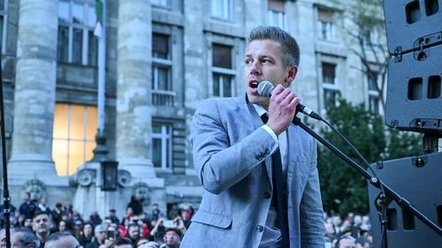 Magyar, contracandidatul lui Orban, îndemn pentru maghiari să iasă la vot, pe versurile poetului Sándor Petőfi: „Nu va mai exista o altă șansă”