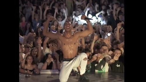 Poetul Iulian Tănase: Mă duc să recitesc niște Bukowski, am senzația că nu e deloc mai puțin obscen în limbaj decît Gheboasă / Sociologul Gelu Duminică: Nu cred că e nevoie de stropire cu aghiazmă mare / CTP: Mizerii anatomice