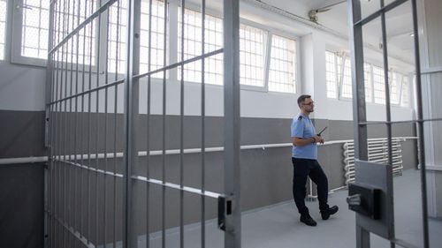 Guvernul alocă 89 de milioane de lei pentru continuarea investiţiilor din penitenciare