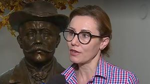 Profesoara Adina Papazi, despre temele pentru acasă: Eu nu mă pot duce în pauză să fac o ședință cu colegii mei, dă-le tu 3 exerciții, că eu le-am dat 2. Este o utopie