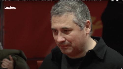 VIDEO „Fuck Putin+Trump”, mesajul regizorului român Radu Jude la Festivalul de Film de la Berlin