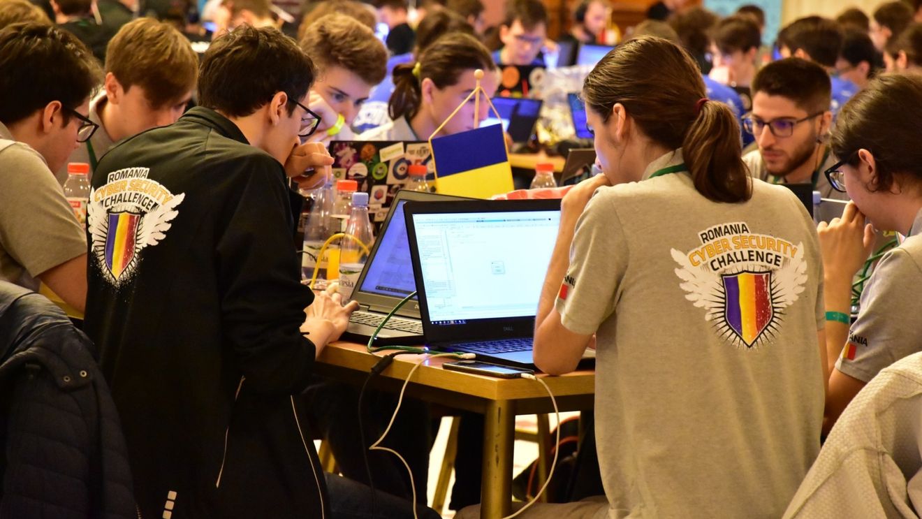 România își alege în weekend lotul care va merge la Campionatul European de Cyber/ Echipa noastră a câştigat ediţia din 2019 şi a ieşit de două ori vicecampioana Europei