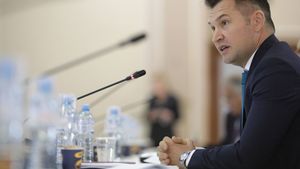 Ionuț Stroe, ministrul Sportului: Îmi cer scuze în numele sportului românesc pentru acest incident nefericit. Dacă se va dovedi că a fost o declarație rasistă, se vor lua toate măsurile necesare