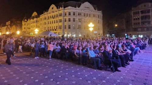 Cea mai numeroasă minoritate din Banat se prezintă majorității. Muzică, gastronomie, târgul meșteșugarilor cu produse handmade la Zilele Culturale Maghiare din Timișoara