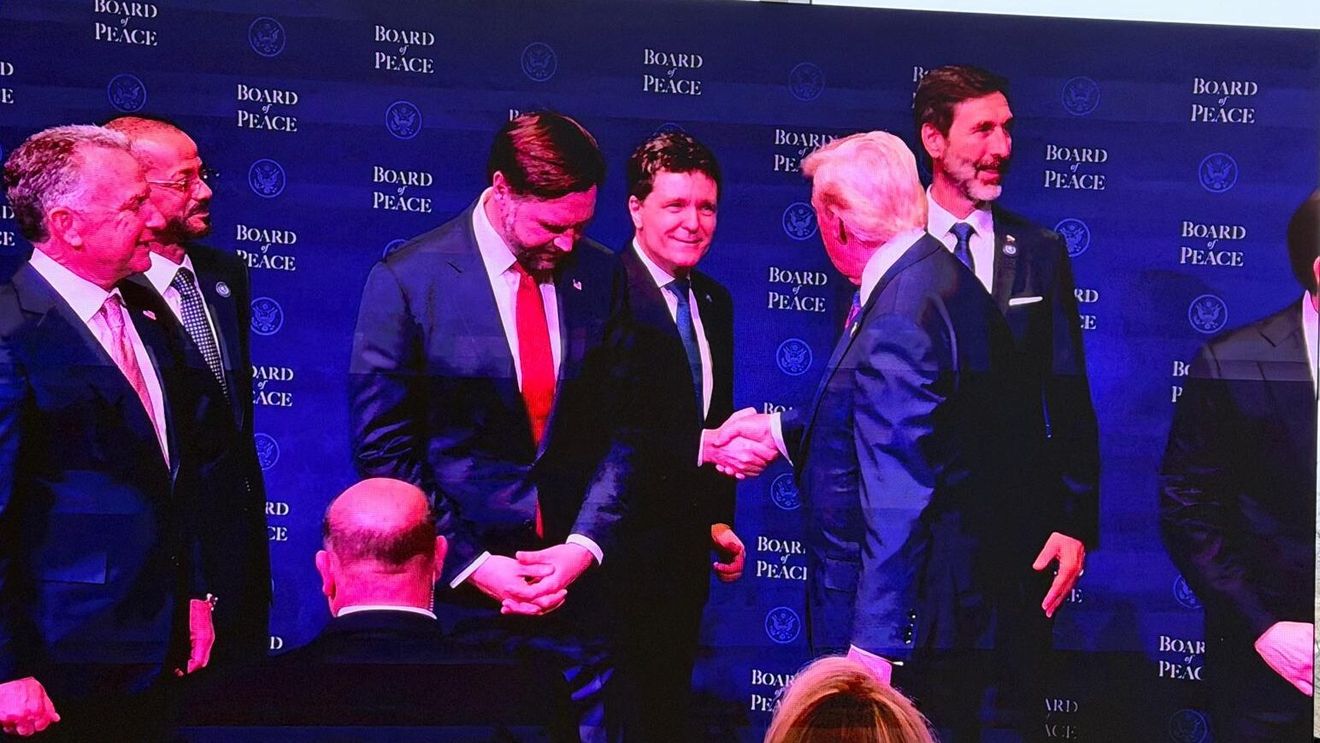 VIDEO Președintele Nicușor Dan, introdus de Donald Trump drept ”premierul României” la Consiliul pentru Pace