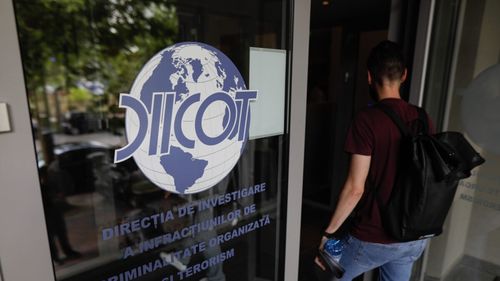 Cetăţean srilankez, reţinut de DIICOT / Aducea droguri din Canada, Germania şi Olanda