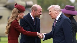 VIDEO Donald Trump a părăsit Marea Britanie după o vizită oficială de două zile la Windsor / Vizita s-a încheiat fără anunţuri importante la nivel politic sau diplomatic