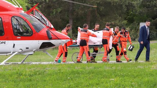 Robert Fico, în stare stabilă, la o săptămână după tentativa de asasinat / Guvernul slovac susține că atacatorul nu ar fi acționat singur