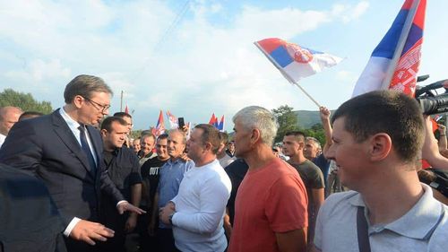 Preşedintele Serbiei le cere iertare protestatarilor pentru remarcile la adresa lor: Aşa cum unii şi-au exprimat furia şi eu regret unele dintre lucrurile pe care le-am spus. Îmi cer iertare pentru aceasta