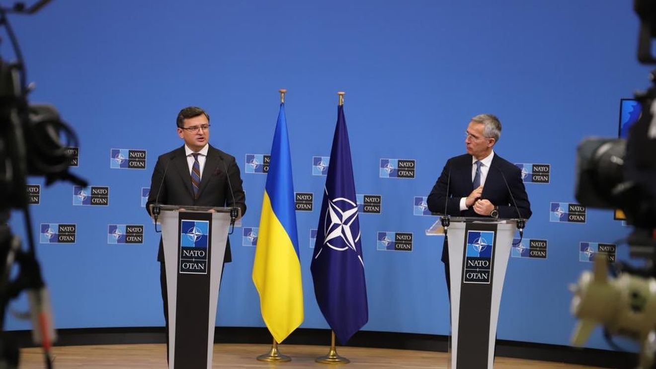 Ministrul ucrainean de Externe: Ucraina refuză să renunțe la planurile sale de aderare la NATO și respinge orice „garanții” cerute de Rusia