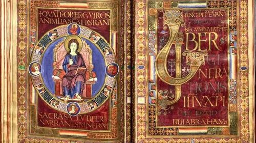 Manuscrisul Codex Aureus, aflat în colecția Bibliotecii Batthyaneum din Alba Iulia, ar putea intra în acest an pe lista UNESCO