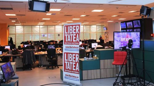 Redactorul șef Libertatea, Dan Duca, a fost înștiințat de CEO că vor fi dați afară 20% din jurnaliști, susține publicația/ Primii demiși: Coordonatorul editorial Cătălin Tolontan și redactorul șef adjunct Iulia Roșu