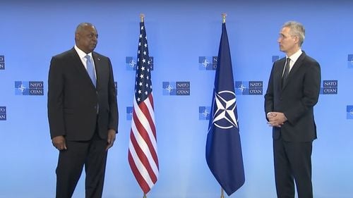 Zelenski anunță că secretarul de stat american Antony Blinken şi secretarul Apărării Lloyd Austin ajung în Ucraina, duminică