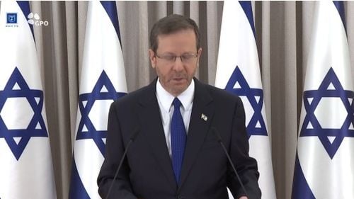 Israel: Președintele Isaac Herzog s-a adresat națiunii făcând un apel la putere și la opoziție “să înceteze nebunia” și a propus un compromis la reforma justiției cu o zi înaintea introducerii în parlament a proiectului de lege al guvernului Netanyahu
