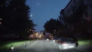 VIDEO Căderea unui meteorit, observată în mai multe județe din România / Salvamontiștii au intrat în alertă, inițial au crezut că s-a prăbușit un avion