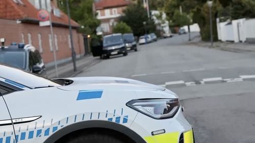 Cel puțin 12 răniți într-un atac “terorist” în Israel: Un palestinian a intrat cu mașina într-un grup de pietoni și a înjunghiat doi polițiști / O fată de 17 ani este în stare critică